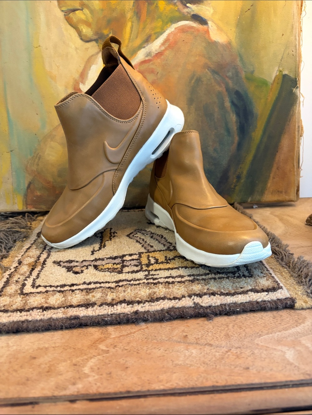 Nike Womens Tan Slip-On Sneakers with White Soles SZ 6.5 (fits like a 6)